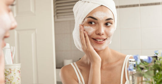 Clay Masks vs Cream Masks: When to Use Each